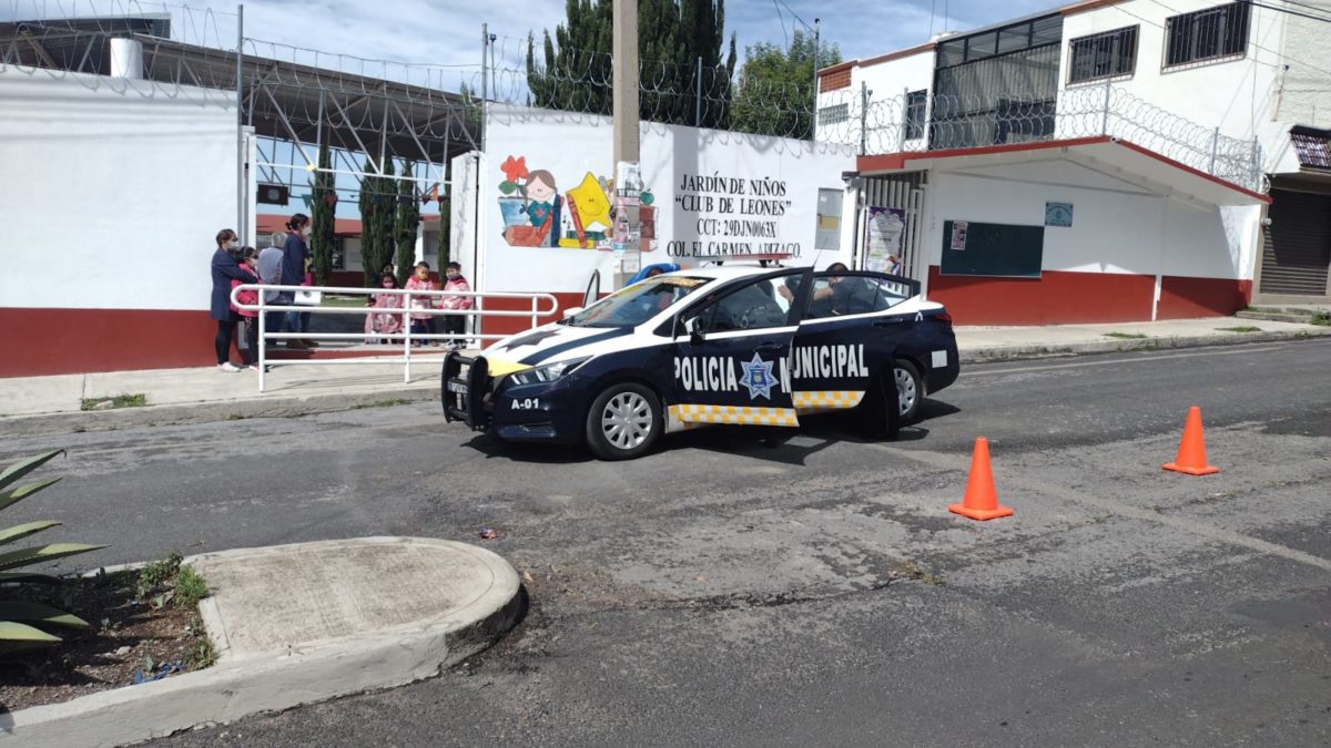 Policías de Apizaco más cercanos a las escuelas; imparten pláticas en  preescolar | La Polilla Tlaxcala